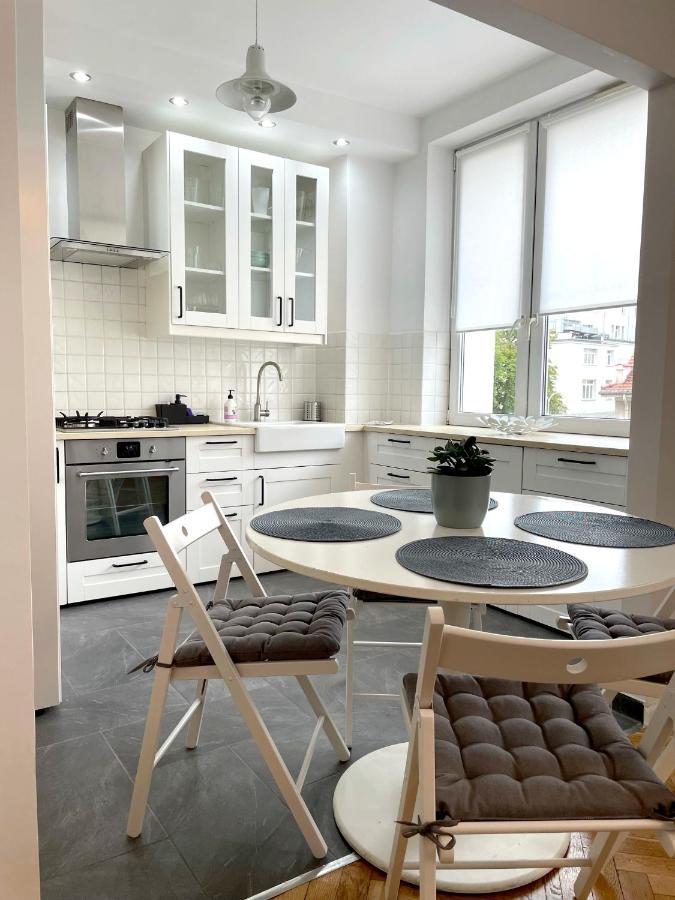 08 Gdynia Centrum - Apartament Mieszkanie Dla 6 Os 외부 사진
